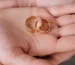 Tektaş Hangi Parmağa Takılır_